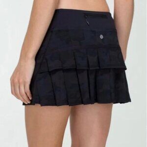 Lululemon Run Pace Setter Skirt Camo Size 8